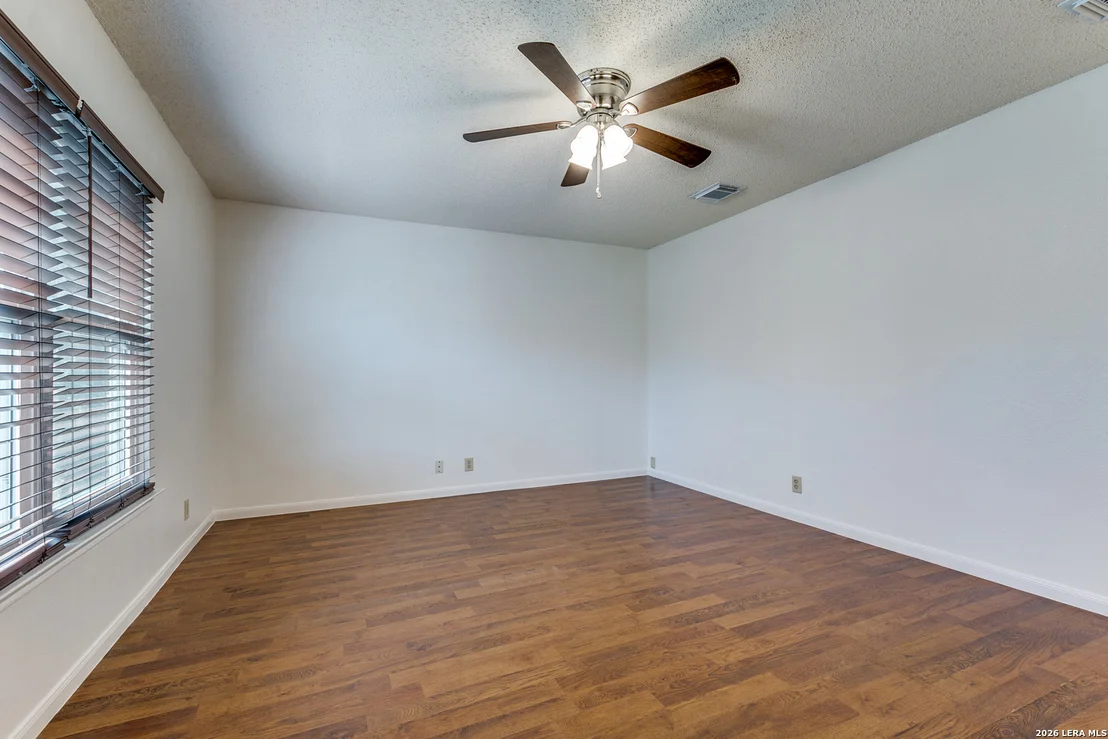 Photo of 9507 Shadowbrook