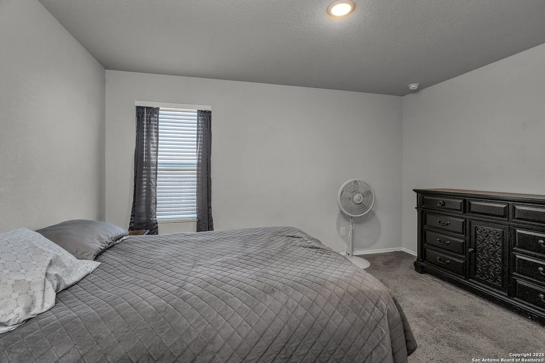 Photo of 4211 VOLCANO WAY