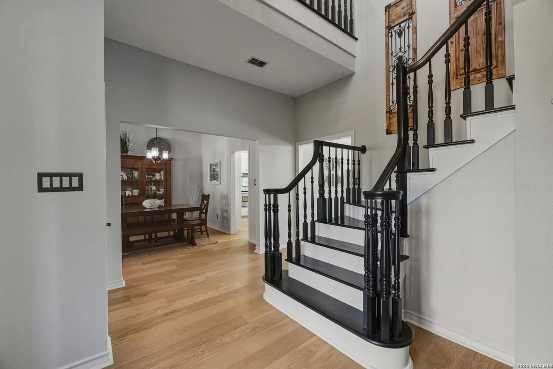 Photo of 103 HIGH SIERRA DR