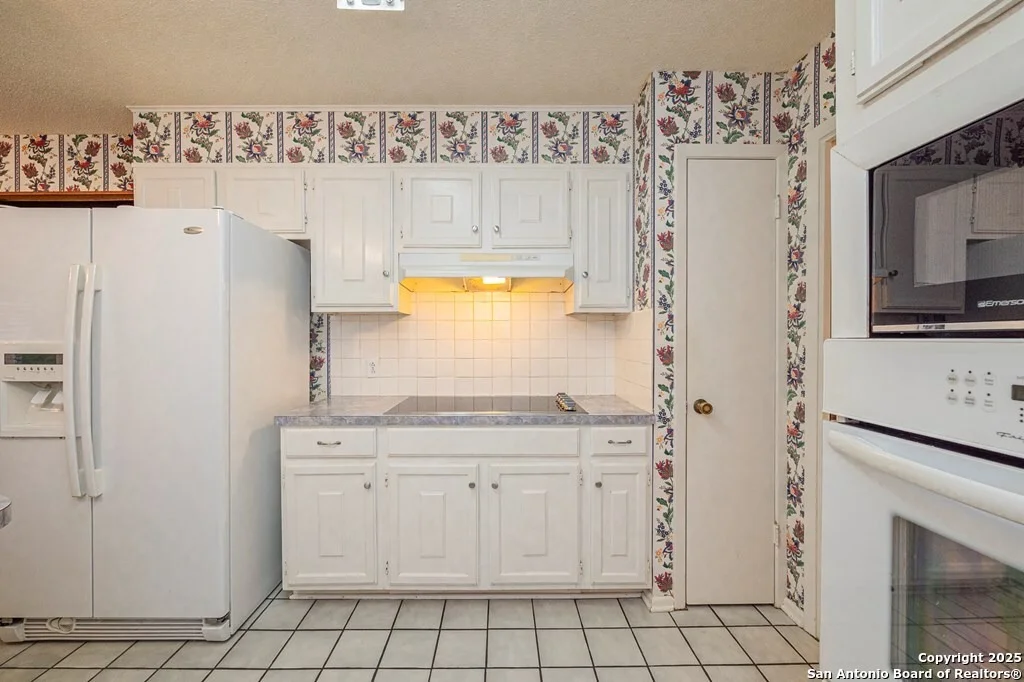 Photo of 23 Encino Loma