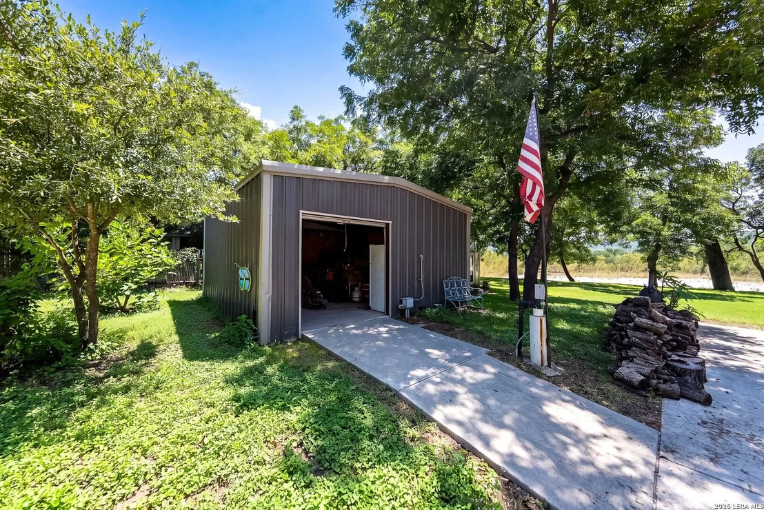 Photo of 27046 State Highway 55
