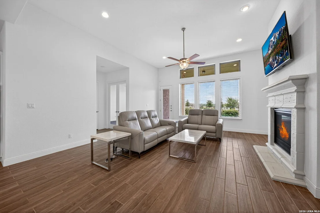 Photo of 23218 Curvado