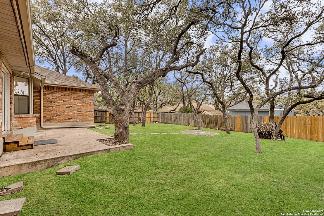 Photo of 7723 Crooked Brook