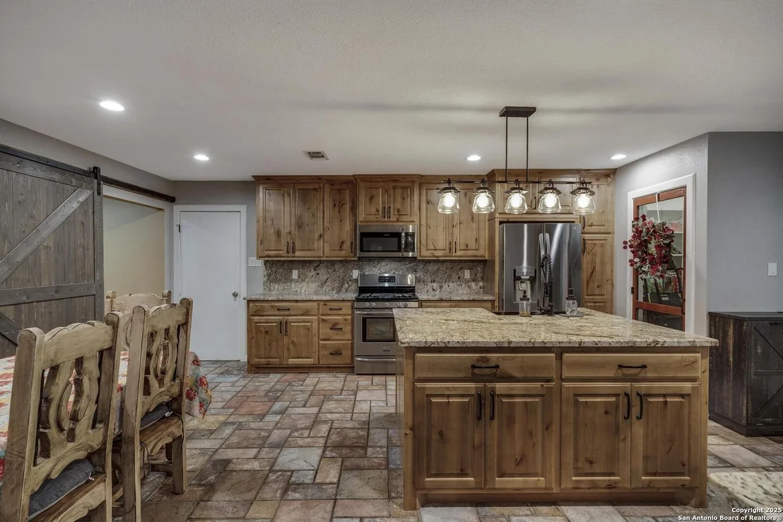 Photo of 10855 Jericho Rd