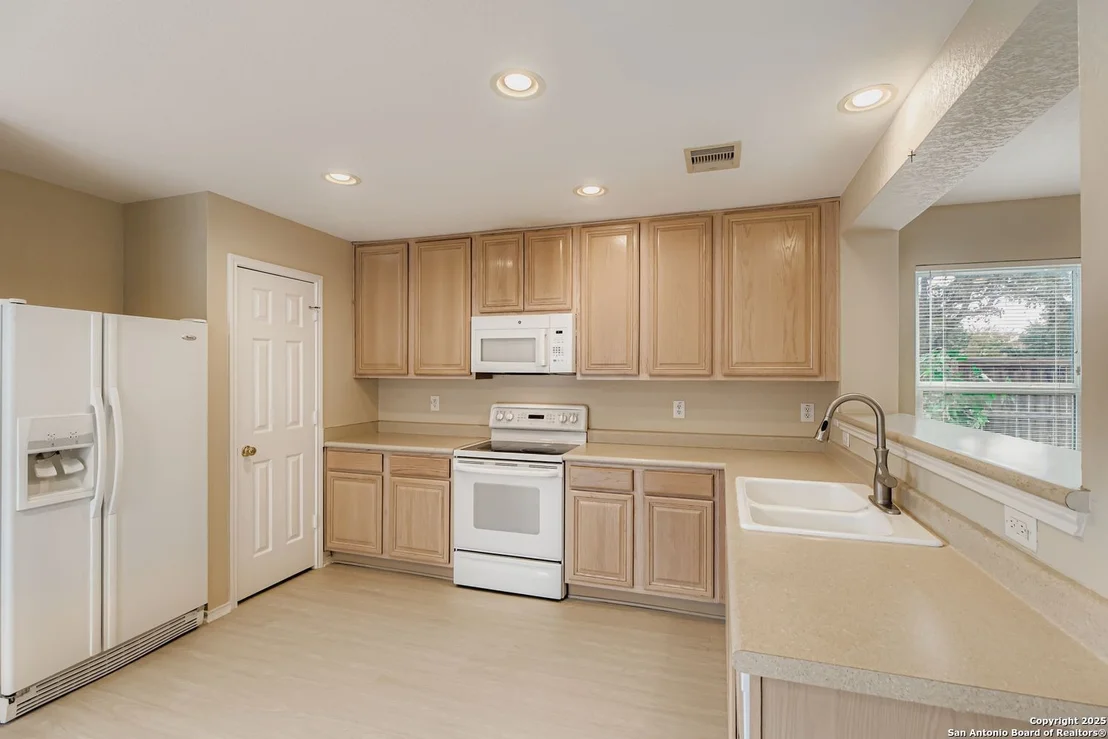 Photo of 203 Adelaide Oaks