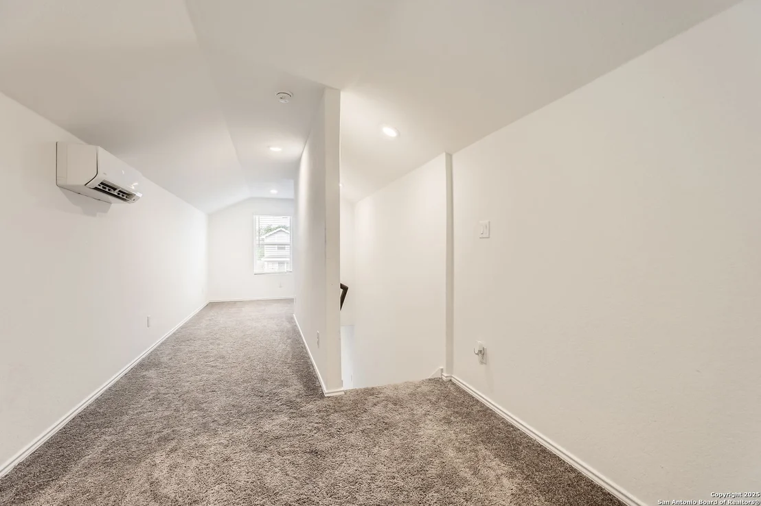 Photo of 7157 Elm Cove