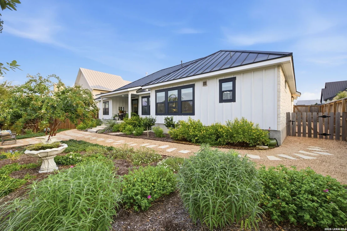 Photo of 103 Chama