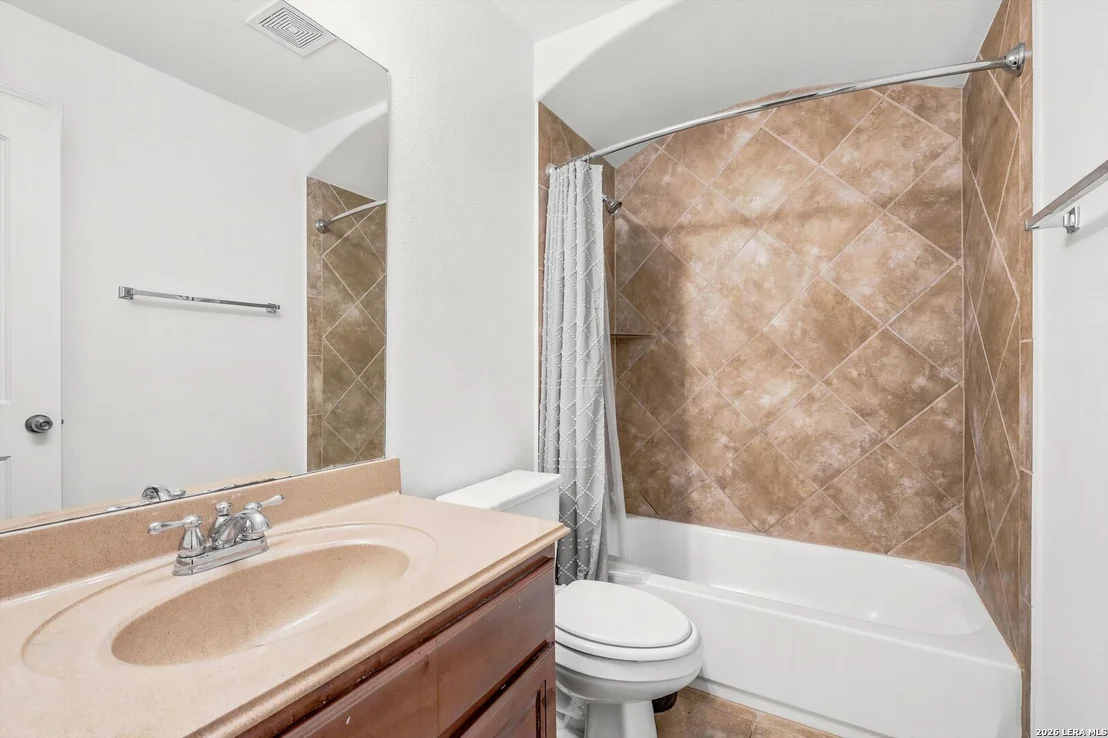 Photo of 3719 Sunset Cliff