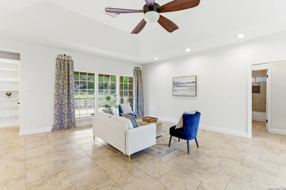 Photo of 180 Saur Rd