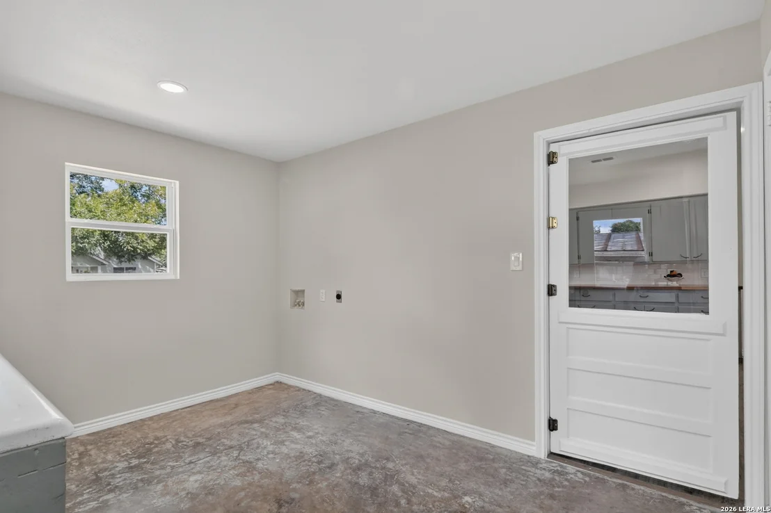 Photo of 285 Avenue I