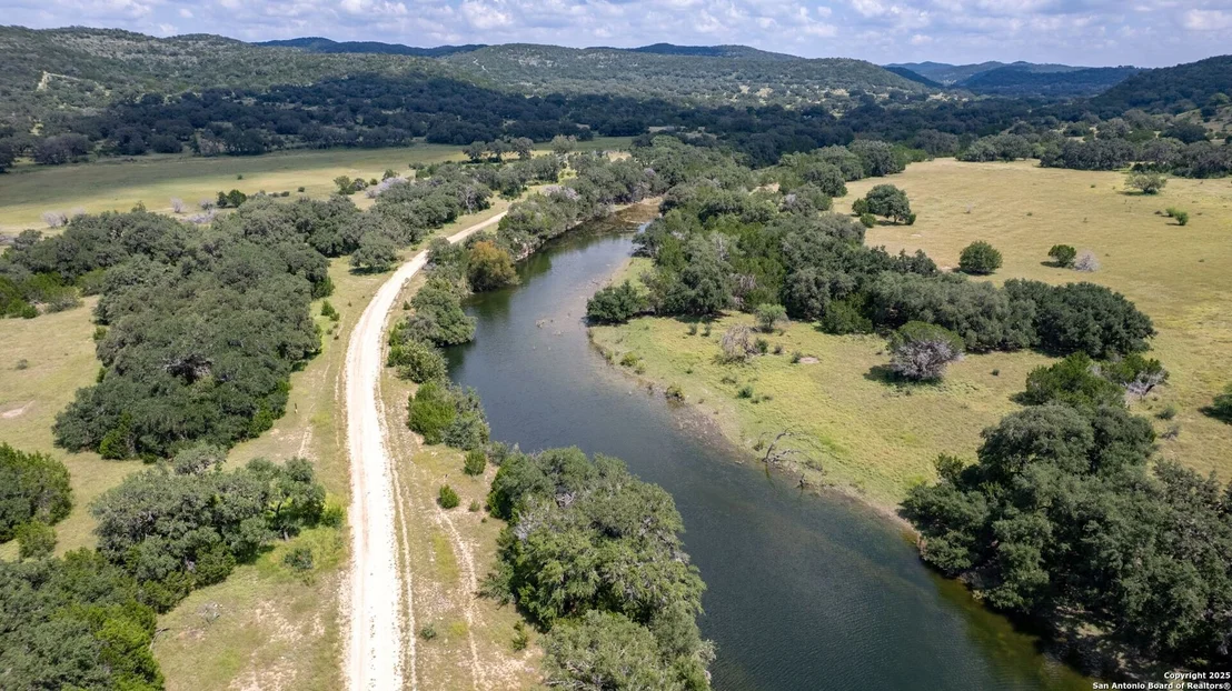 Photo of 565 Loop Rd.