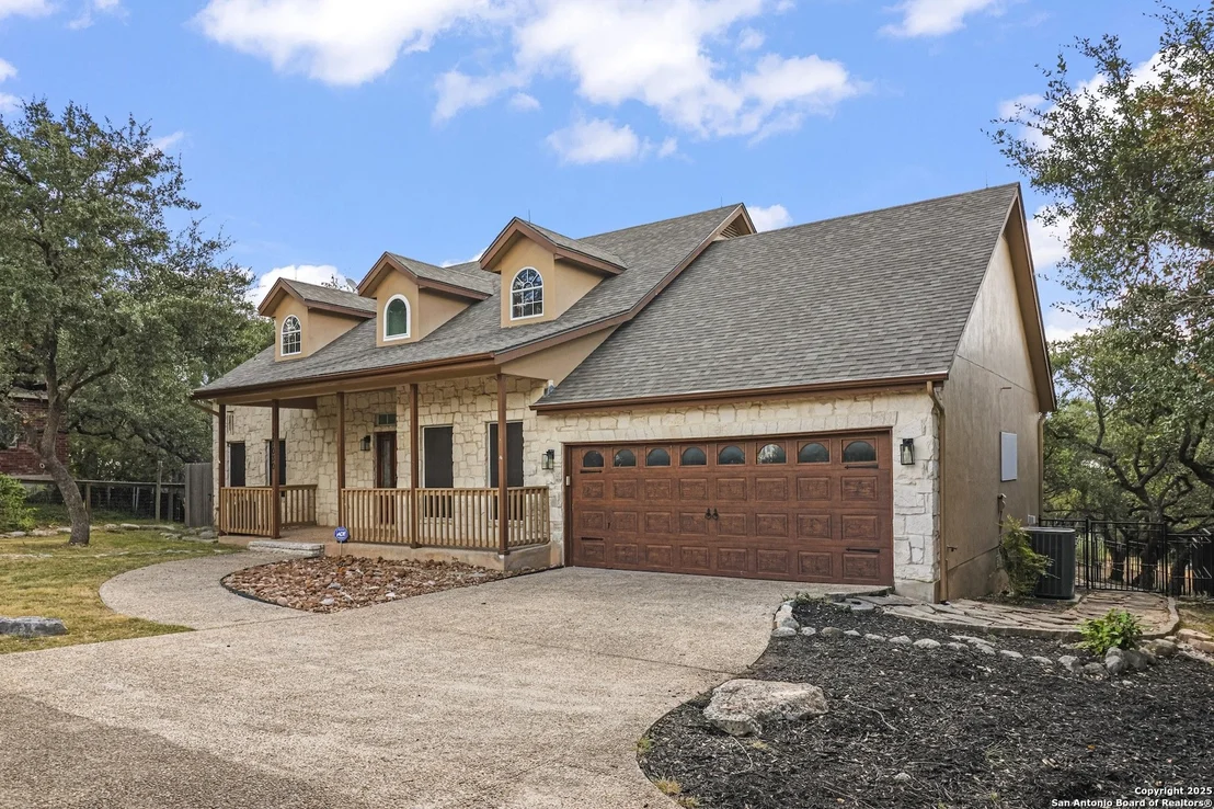 Photo of 27030 Vaughns View