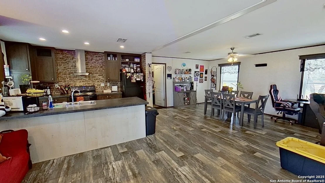 Photo of 1127 County Road 773