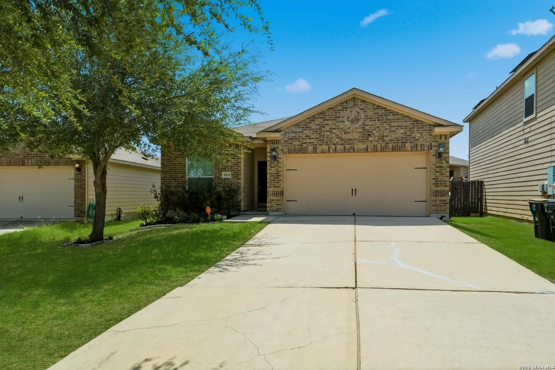 Photo of 6643 Luckey Pine