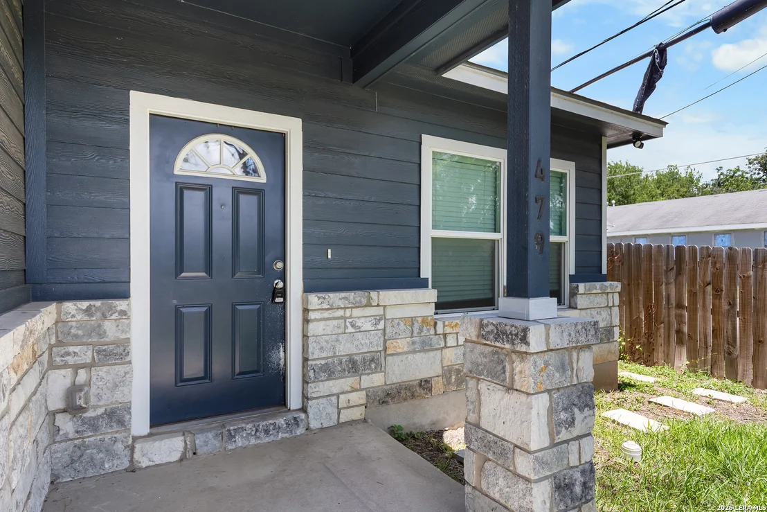 Photo of 479 Corliss