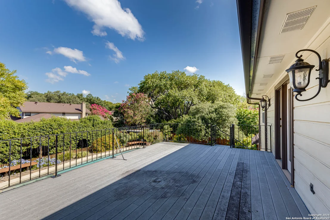 Photo of 111 IRONGATE RD