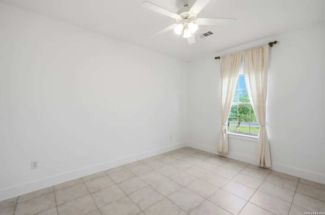 Photo of 132 N Calvin Barrett