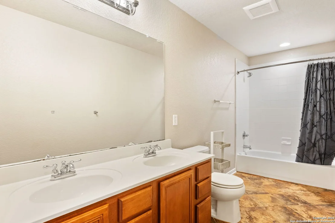Photo of 204 Lone Star