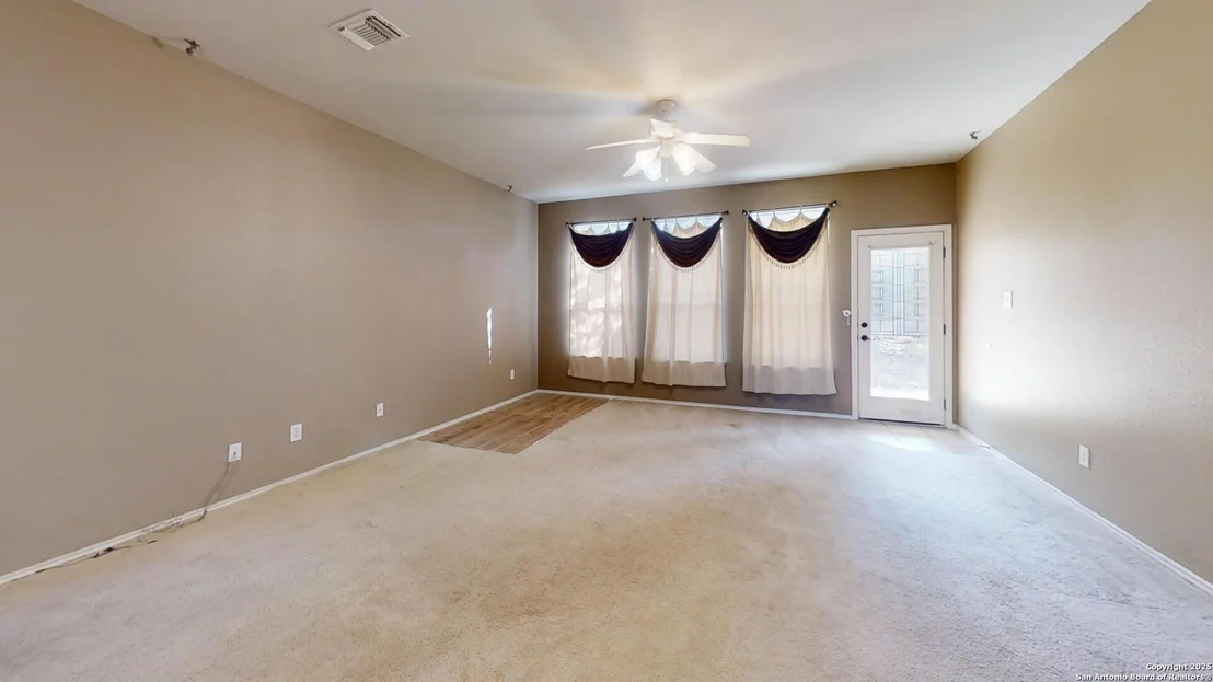 Photo of 803 Point Cove