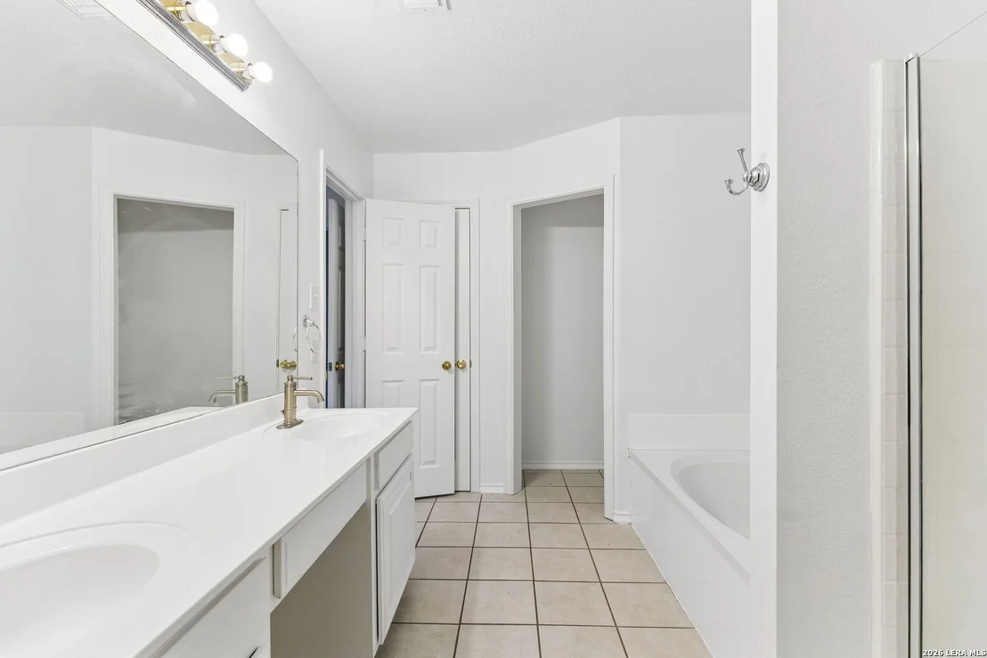 Photo of 2148 Stonehaven