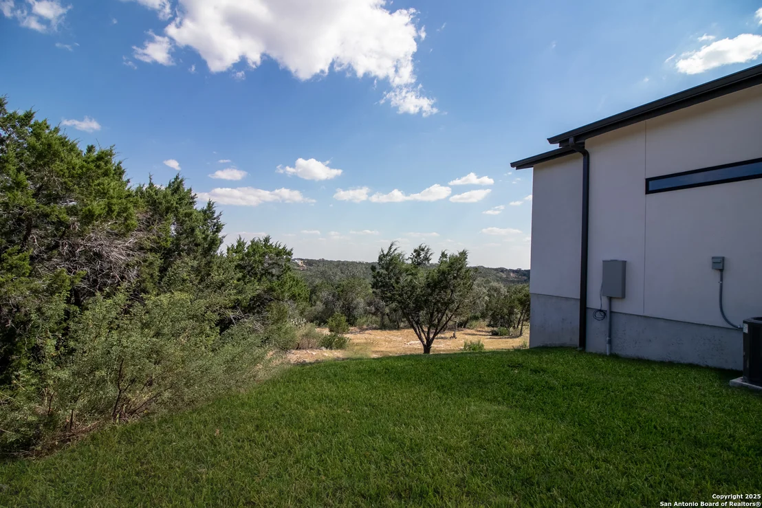 Photo of 1273 County Road 2801 E