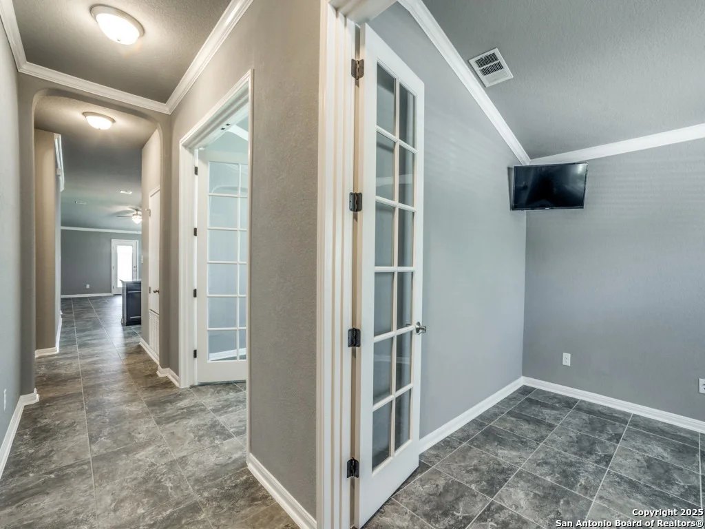Photo of 7911 Mahala