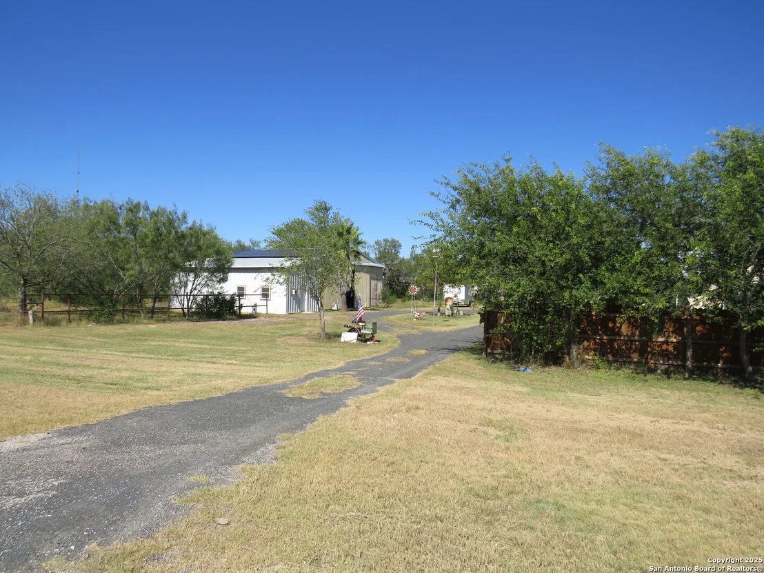 Photo of 1884 US Highway 90