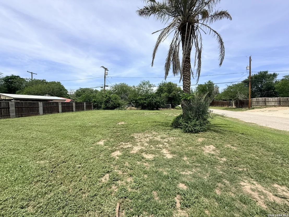 Photo of 600 CROUCH AVE