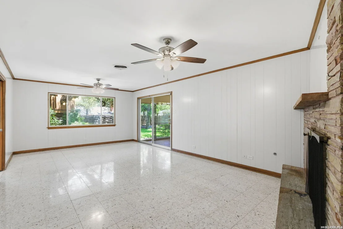 Photo of 105 Cobblestone