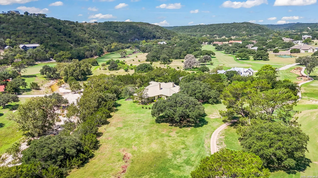 Photo of 111 White Tail Dr
