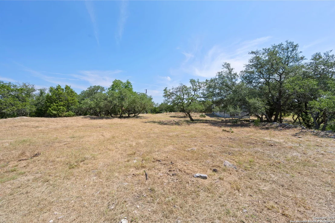 Photo of 1056 FLAGSTONE DR