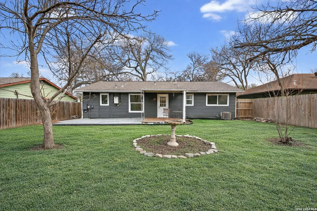 Photo of 6218 Hillston