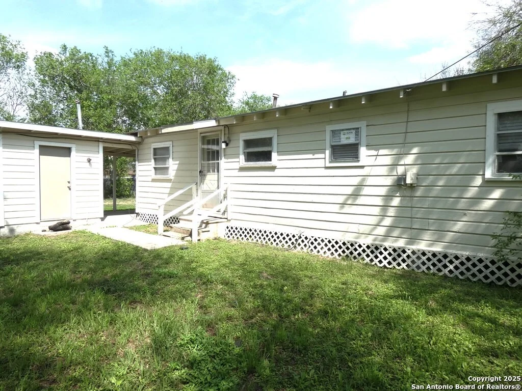 Photo of 1411 Retama