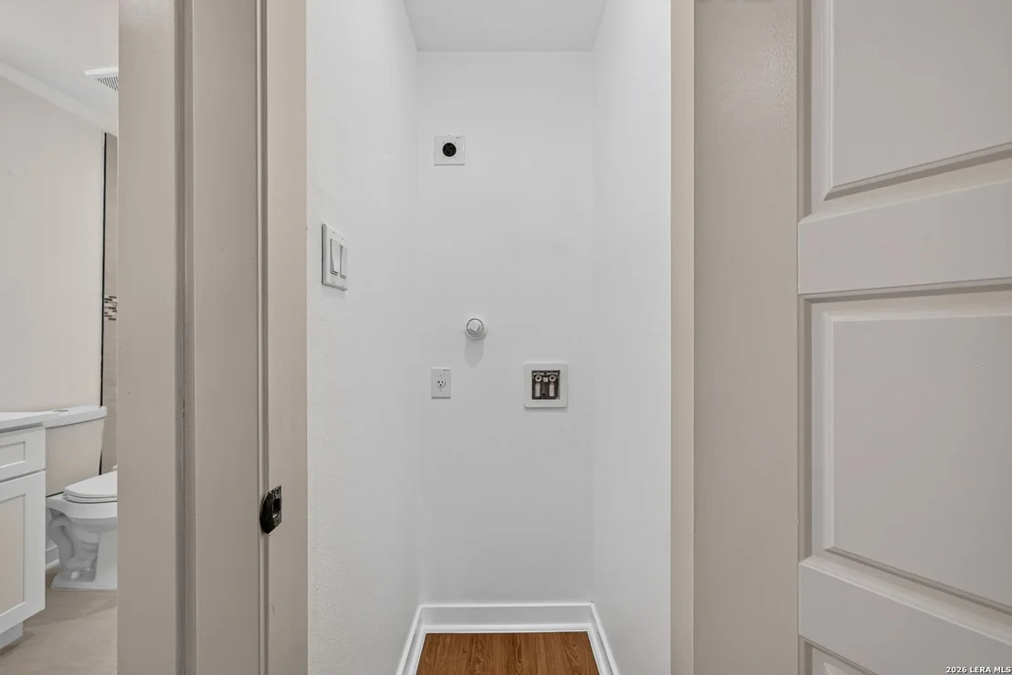 Photo of 359 BARBARA DR