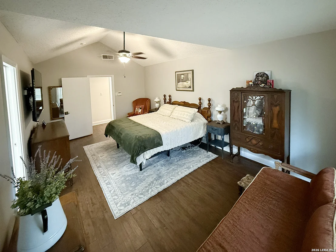 Photo of 12518 Chateau Forest