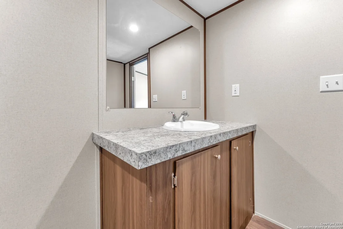 Photo of 165 Mahan Rd