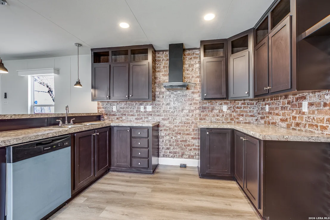 Photo of 25221 PROGRESS RD