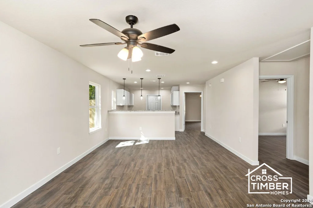 Photo of 255 CORLISS