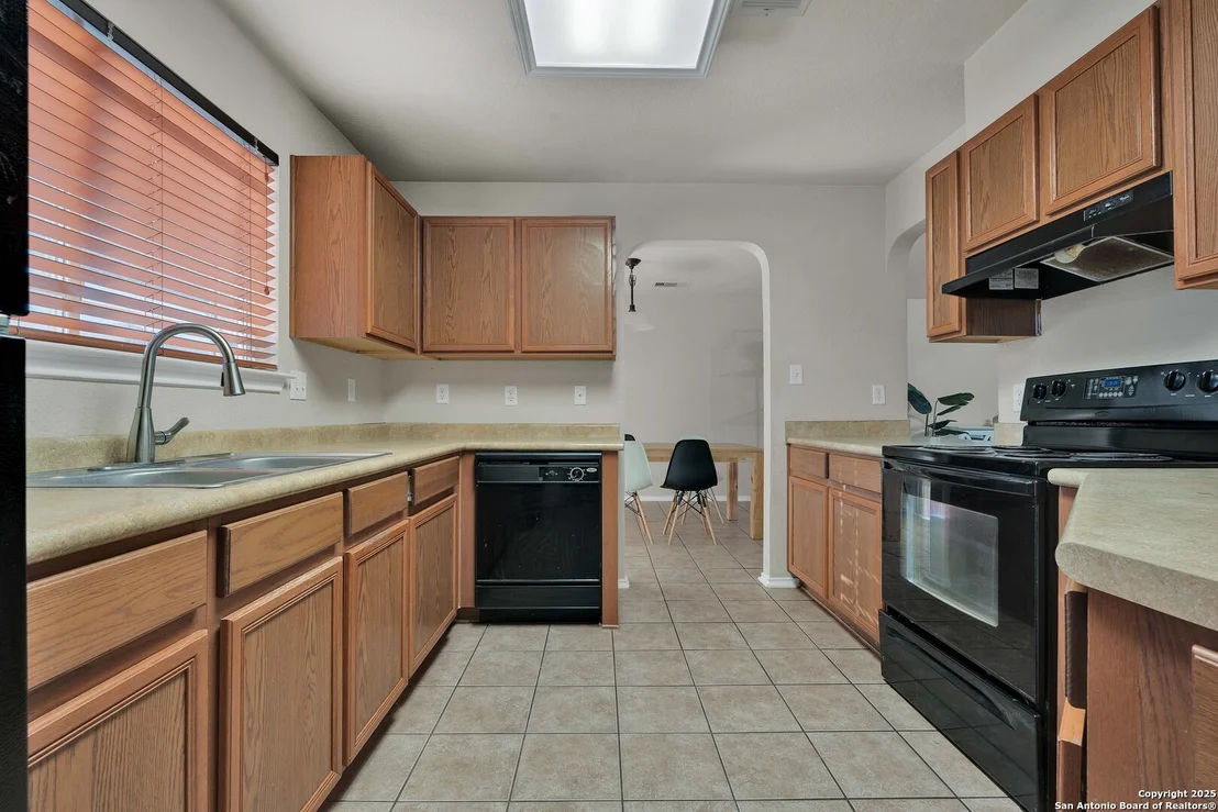 Photo of 8731 Sunview