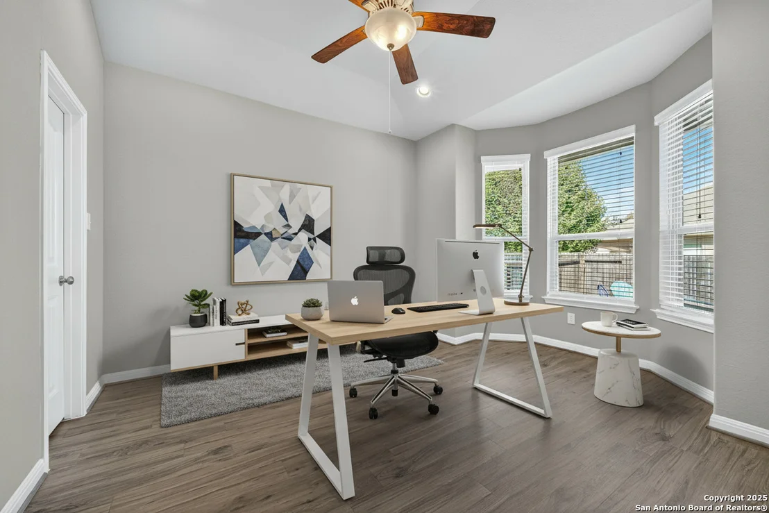 Photo of 9743 Monken