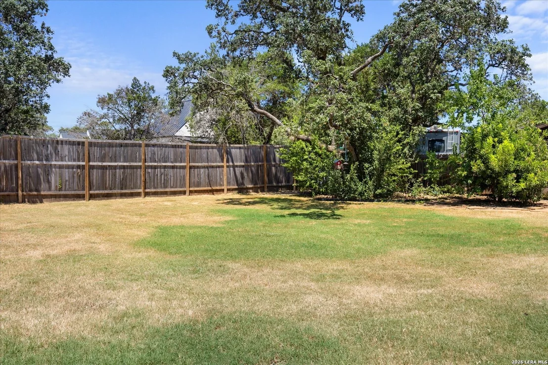 Photo of 429 Lakeview Blvd.