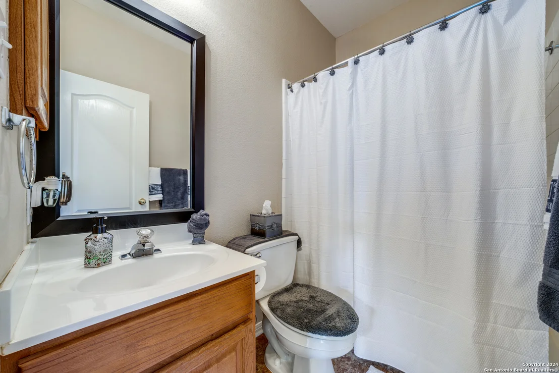 Photo of 422 SALADO MIST