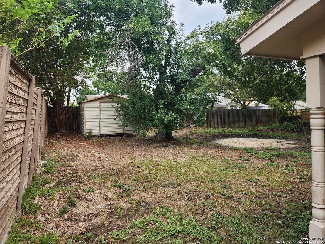 Photo of 327 MADRID DR