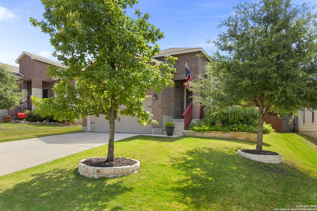 Photo of 27320 Paraiso Manor