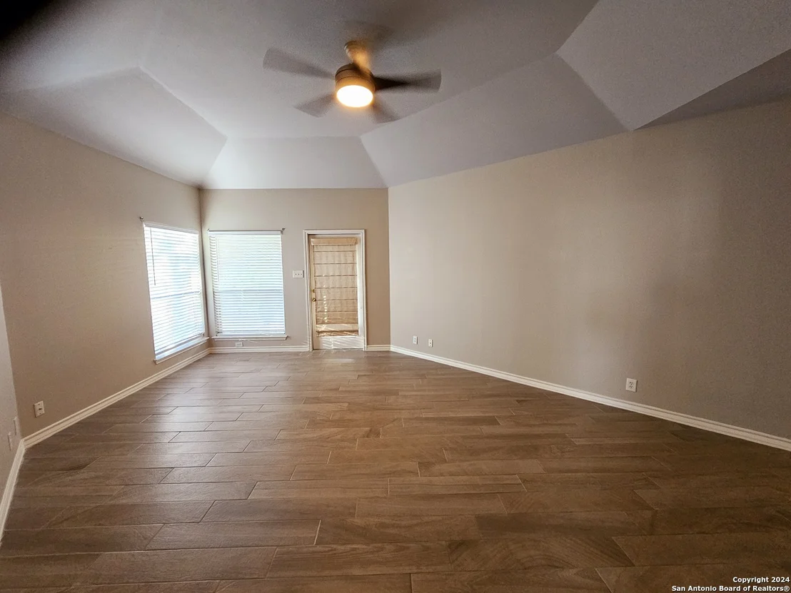 Photo of 10119 SHADYGLEN