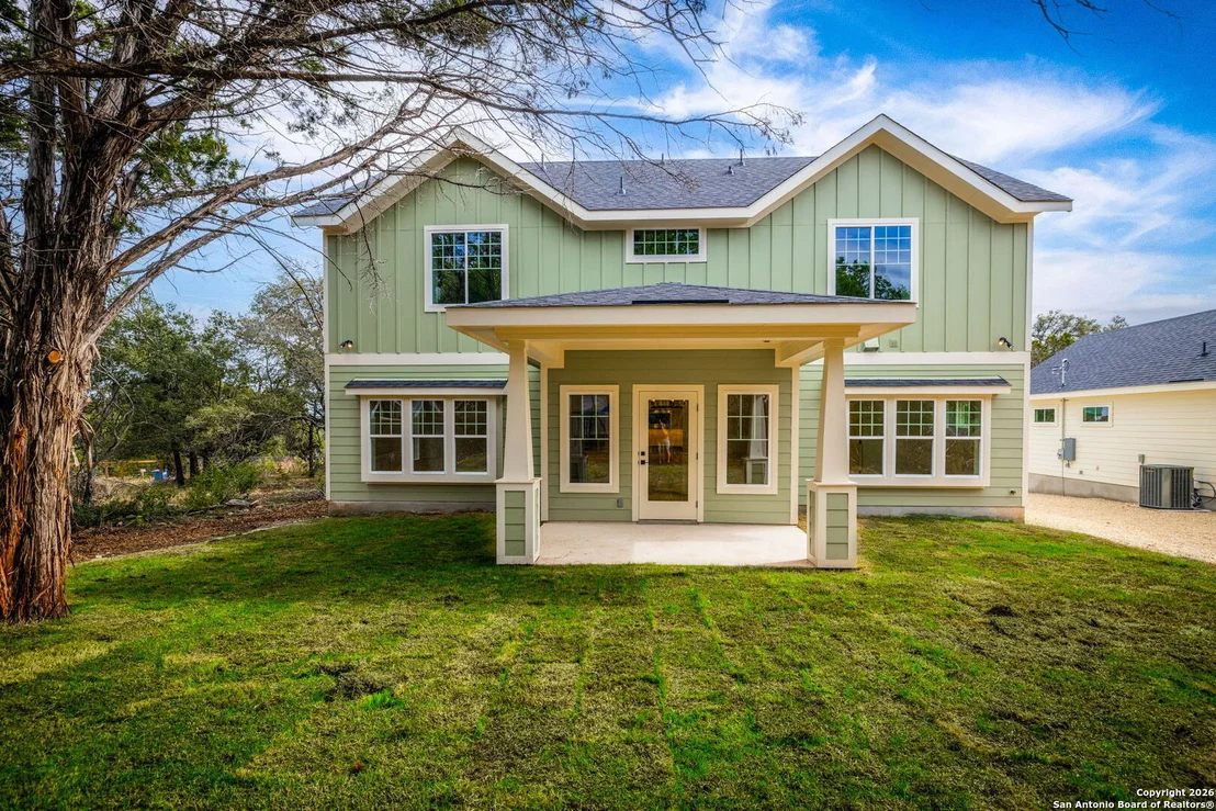 Photo of 1672 Hillcrest Forest