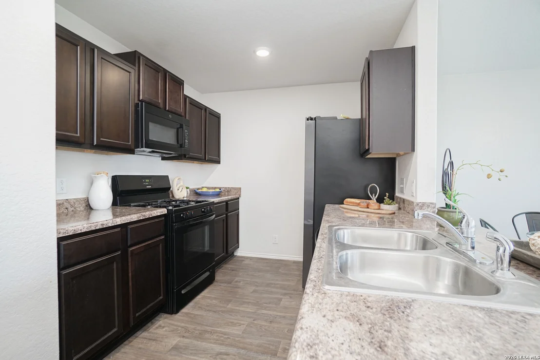 Photo of 8212 Rocky Pebble