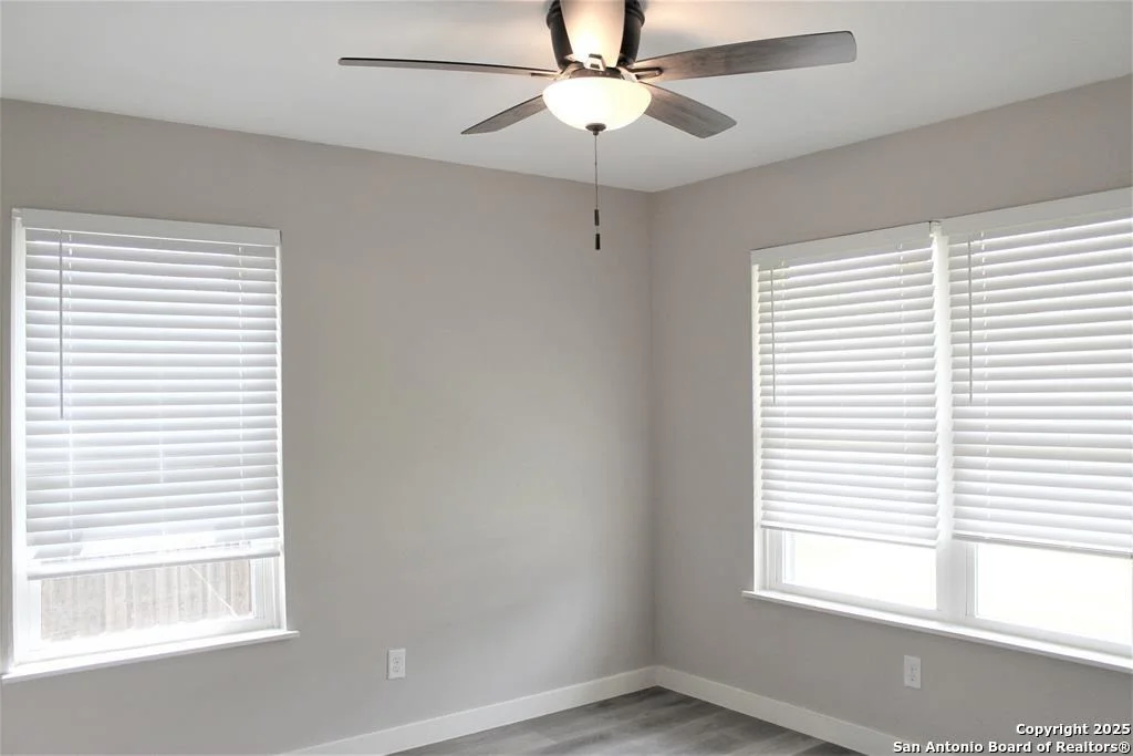 Photo of 1411 Wren Lane