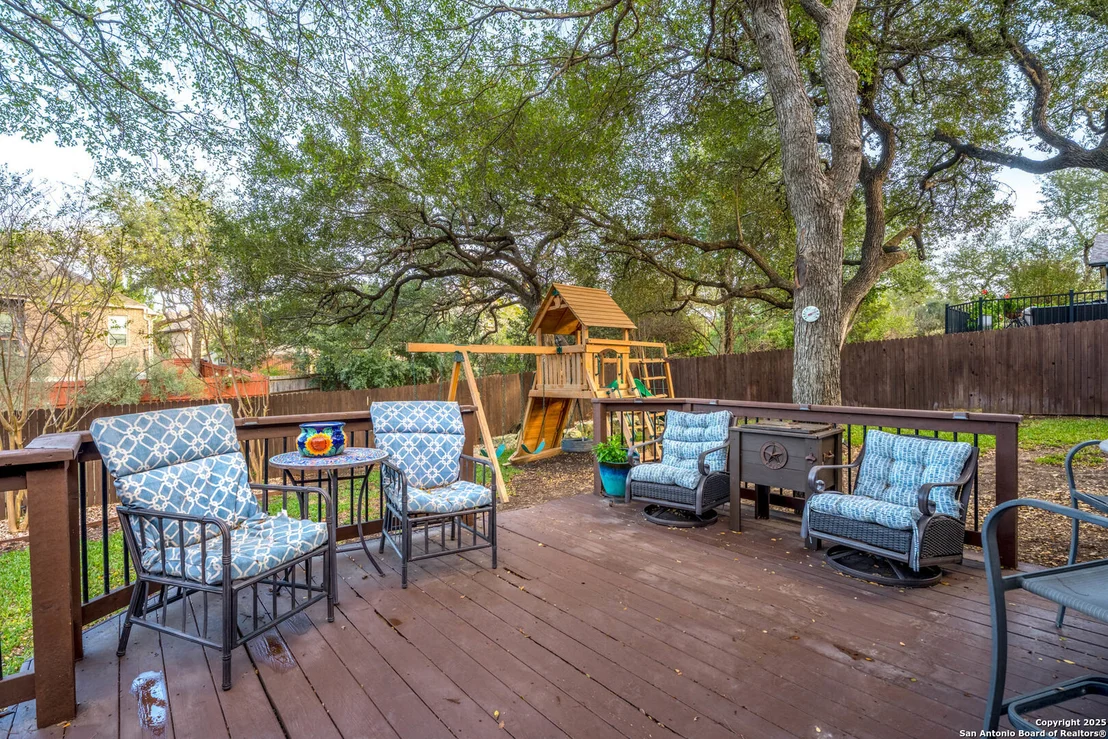 Photo of 1706 Nightshade