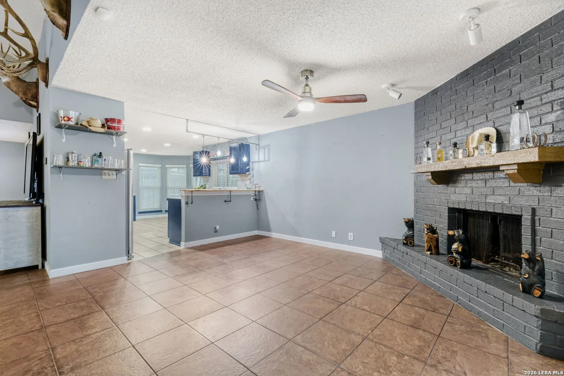 Photo of 2518 Ridge Leaf